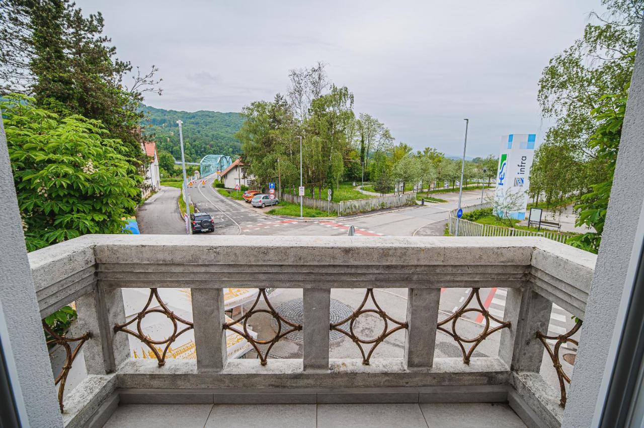 Guesthouse Pr'Sefu Brezice Exterior photo